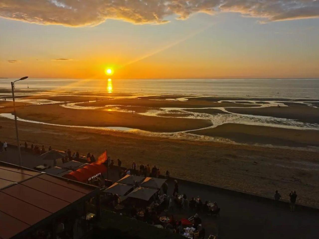 Appartement Vue Mer Cabourg Bagian luar foto